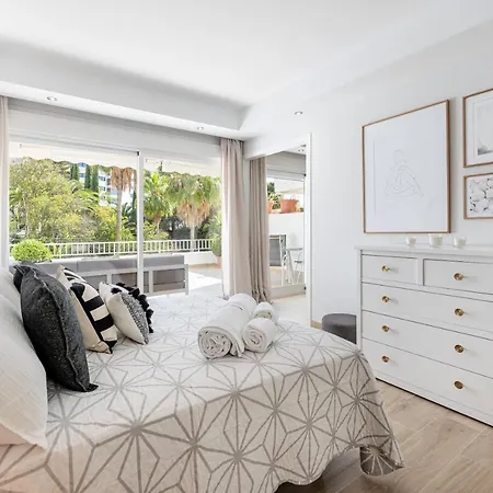 Apartment Brandnew By The